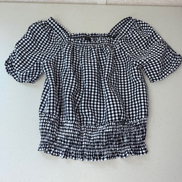 art class Other - NWOT Gingham puff sleeve top by Art class